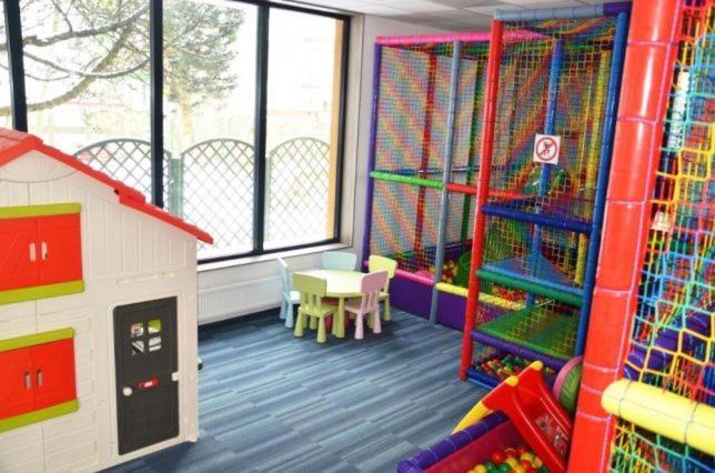 Apartamentyprzymorzu 010 Z Basenem Tarasem I Ogrodkiem Колобжег Экстерьер фото